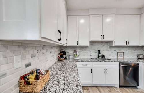 Mineral Wells House | Charming 1930s Mineral Wells Home, Steps from Downtown!