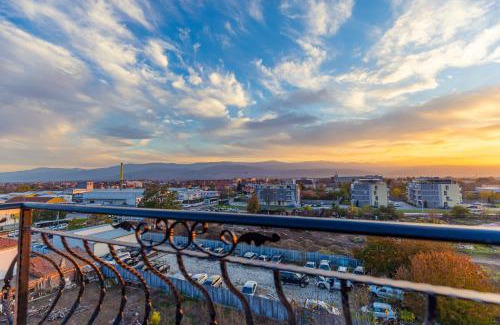 Plovdiv Apartment | Cozy 1BD Apartment with Parking & Top Guest Rating 9.7