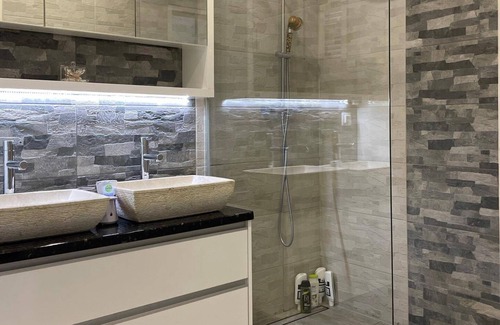 Vienna Apartment | Beautiful 2-Bed Apartment in Wien