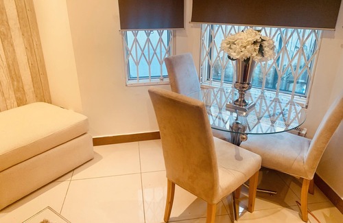 Harrow Road Apartment | Elegant 2-Bed Retreat in Family-Friendly Maida Vale