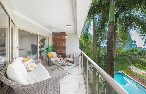 Airlie Beach Apartment | Ideal 2 Bedroom Apartment Steps from the Port of Airlie