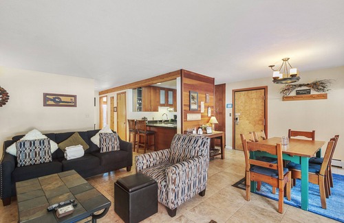 Wildernest Condo | Inviting 2 Bedroom Condo with Pool, Spa & Hiking Access