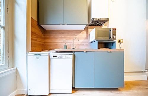 2nd Arrondissement Apartment | Family-Friendly Stay at Le St Blandine Near Carnot Perrache