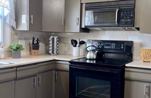 Canastota Apartment | Beautiful 2 bedroom, close to summer fun, great dining and lots of nightlife