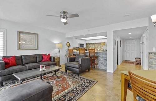 Park Shore Condo | Beachside 2-Bedroom Retreat with Family-Friendly Amenities