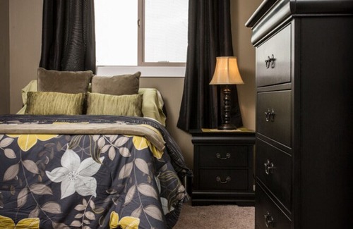 Regina Condo | Beautiful 2 Bedroom Suite - Excellent East Regina Location - Unit 10