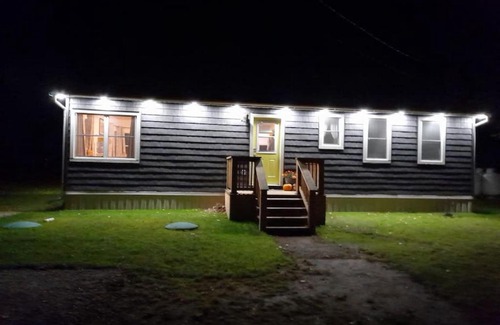 Coe Hill House | Waterfront 2 Bedroom Cottage - Pet Friendly Escape