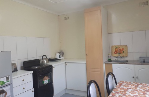 Harare House | Delightful 2-Bedroom Guest Cottage in Harare with Pool