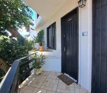 Marina Apartment | Experience Oceanfront Bliss at Lindo 2 Qts Vaga Búzios