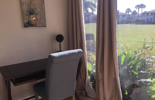 Fort Pierce Condo | Ocean Village: Renovated 2BR Condo with Pool and Ocean View