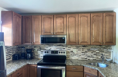Bel Air Condo | Inviting 2-Bedroom Retreat in Lauderdale-by-the-Sea