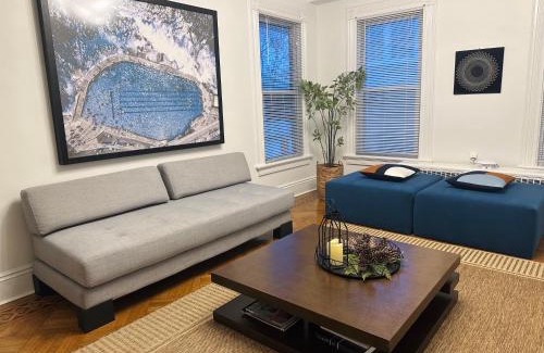 East Norwalk Apartment | Cozy 2BR Apartment in Beach Community, Near NYC Trains