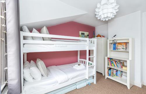 Dulwich Apartment | Serene 2BR Flat in Peaceful Dulwich, South London
