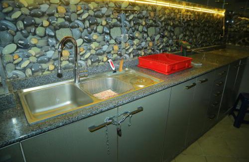Bole Apartment | Inviting 2BR Secure Apartment - Family & Pet Friendly Stay