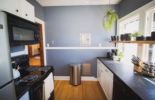 Greeley Apartment | Guest Rated 10/10: Family-Friendly 2BR Loft in Prime Spot