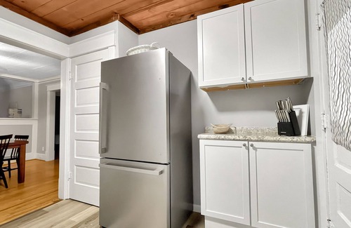 North of Grand House | Cozy 2BR Retreat North of Grand, Near Downtown