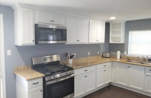 Shady Acres House | Pet-Friendly Retreat in Trendy Houston Heights, Rated 8.8/10