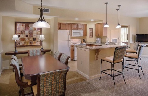 Bay Lake Resort | Beautiful 3-Bedroom Deluxe with Balcony at Awesome Wyndham Bonnet Creek