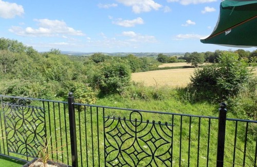 St. Ann's Chapel Cottage | Perfect 3-Bed Cottage in Cornwall with Family-Friendly Perks