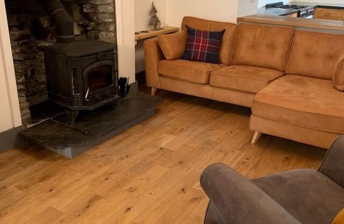 Manod Cottage | Stunning 3-Bed Mountain Retreat in Snowdonia