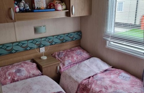 Port Seton Other | Idyllic 3-Bed Holiday Home with Ocean Views & Perfect Rating