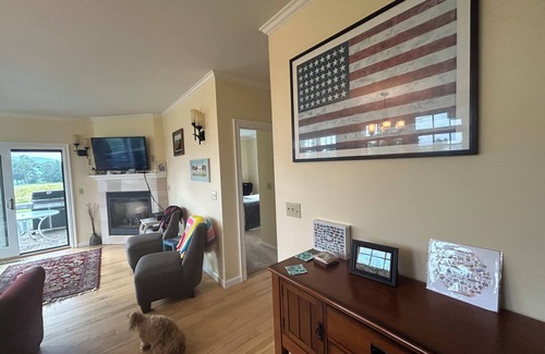 Thornton Condo | Beautiful 3 Bedroom condo apt near golf course and wedding venue