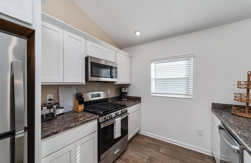 Leesburg House | Pet-Friendly 3 Bedroom Villa with Pool in The Villages