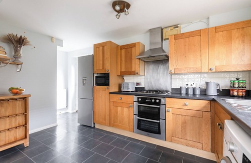 Great Baddow House | Inviting 3 Bedroom Retreat Ideal for Longer Stays in Chelmsford