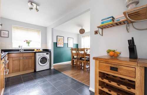Great Baddow House | Inviting 3 Bedroom Retreat Ideal for Longer Stays in Chelmsford