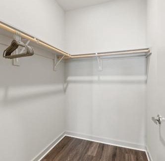 Windsor Park Apartment | Beautiful 3 bedroom oasis close to downtown