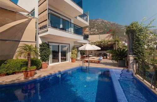 Kalkan Villa | Exquisite 3 Bedroom Villa with Private Pool & Ocean Views