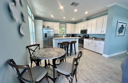 Ramrod Key House | Cozy 3 Bedroom Canal Home with Oceanfront Views in Ramrod Key