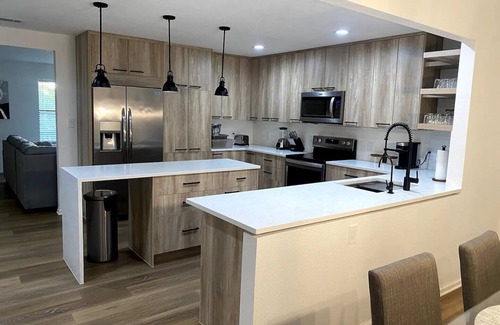 Leander House | Beautiful 3-bedroom vacation Home in fabulous Leander, TX near the lake.