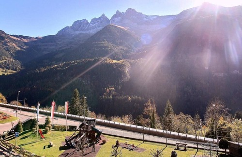 Champery Apartment | Beautiful 3 bedrooms apartment with parking space, wifi and free shuttle bus for the cableway at 10