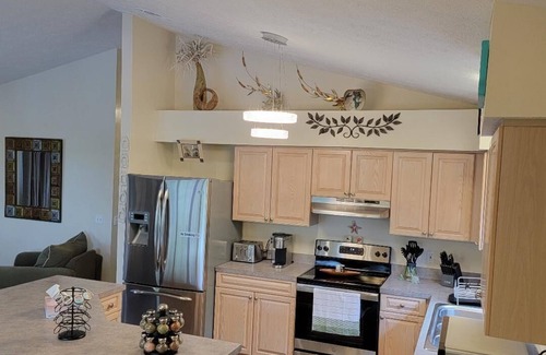 Riverview House | Exceptional 3BR Retreat on Alafia River, Near Tampa