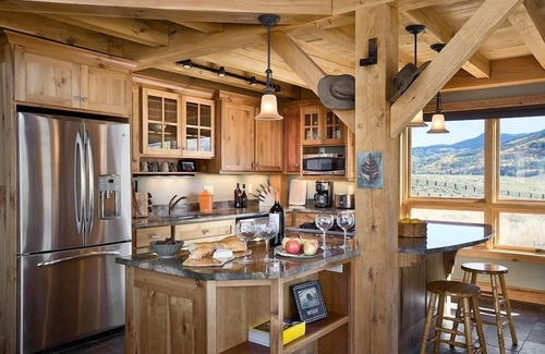 Crested Butte House | Elegant 3 BR Home with Spa & Hot Tub, Rated 10/10