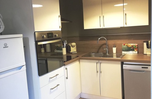 Mont-Dore Apartment | Renovated T2 at Les Pradets with Balcony & Pet-Friendly