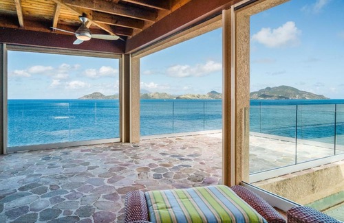 Cliffdwellers Villa | Oceanside Mansion: 4-Star Escape with Pool & Ocean Views