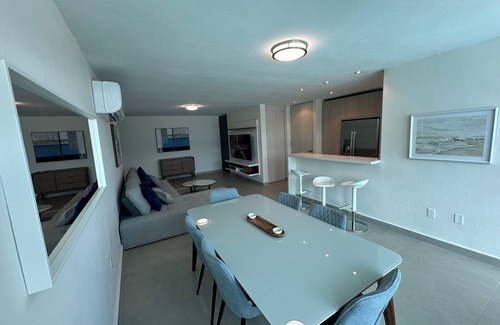 Isla Verde Apartment | Beautiful 3bed/2bath with King Beds, 2 Pools, Gym & Full Generator, near beach!