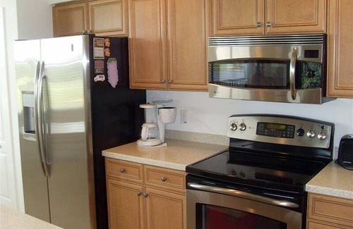 Naples Condo | Top-Rated Condo with Golf, Pool & Ocean Views Await You