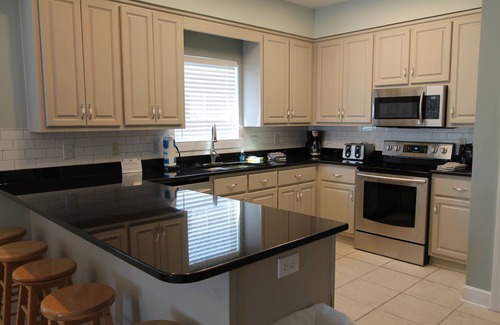 Orange Beach House | Exceptional 4 Bedroom Beachfront House with Pool & Ocean View