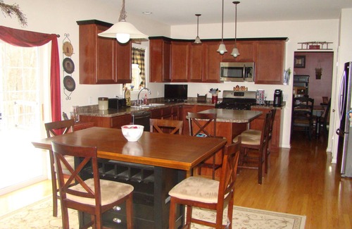 Saratoga Springs House | Ideal 4 Bedroom Retreat for Track, Ballet & Family Getaways