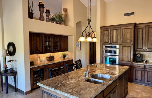Gold Canyon House | Inviting 4-Bedroom Home Overlooking Dinosaur Golf Course
