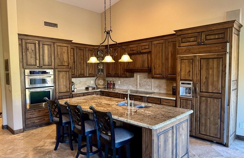 Gold Canyon House | Inviting 4-Bedroom Home Overlooking Dinosaur Golf Course