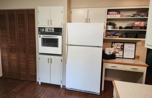St. Marys House | Highly Rated 4-Bedroom Retreat Steps from Downtown St. Mary's