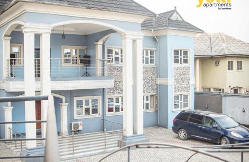 Port Harcourt Apartment | Inviting 5-Bed Apartment with Pet-Friendly Amenities