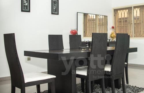 Port Harcourt Apartment | Inviting 5-Bed Apartment with Pet-Friendly Amenities