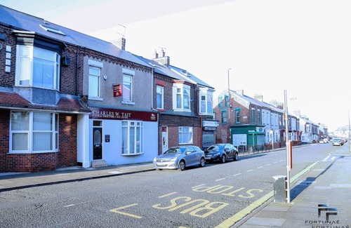 Roker House | Guest Rated 10/10: Pet Friendly House near Roker Beach