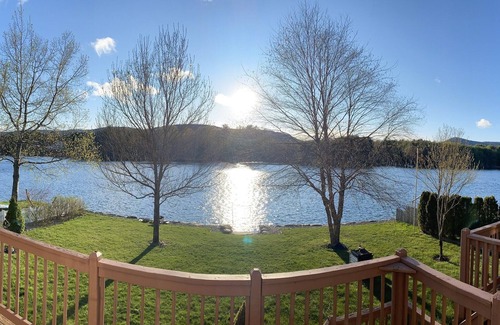 Lake Luzerne House | Inviting Waterfront House with Ski Access & Family Amenities