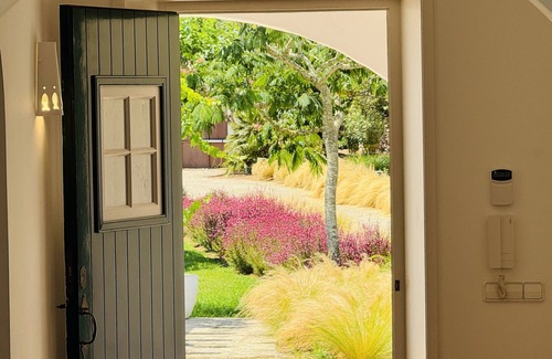 Sant Lluis House | Elegant 5-Bedroom Country House with Free WiFi & Pool